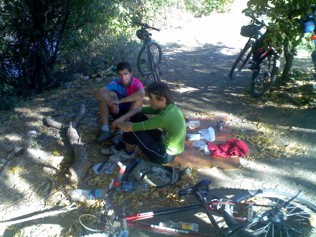 IMG002.jpg